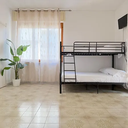 Only Teens - Baia Apartment *