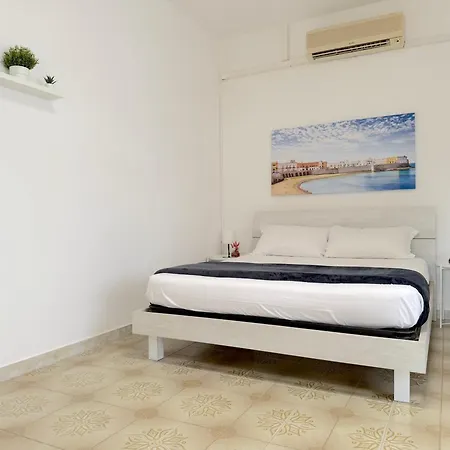 Only Teens - Baia Apartment *